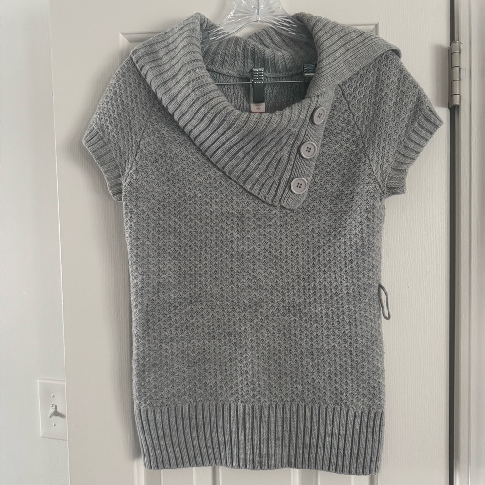 No Boundaries Light Gray Knit Sweater Top